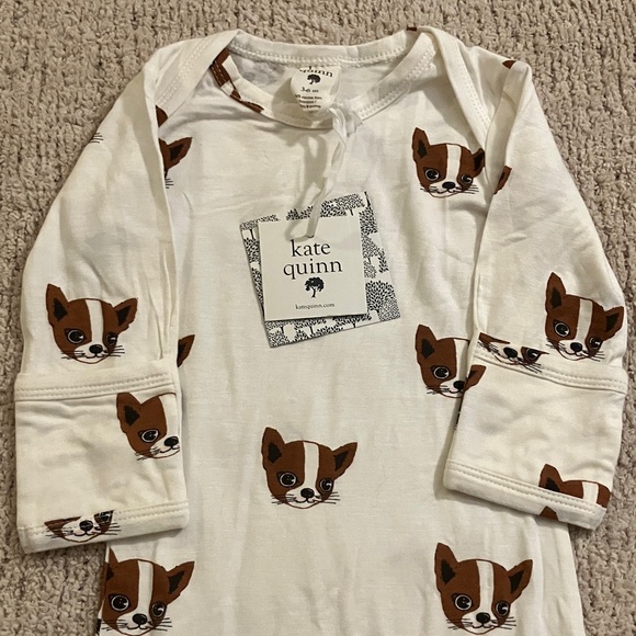 Kate Quinn Cream Footie with Brown Dog Pattern - Picture 2 of 6